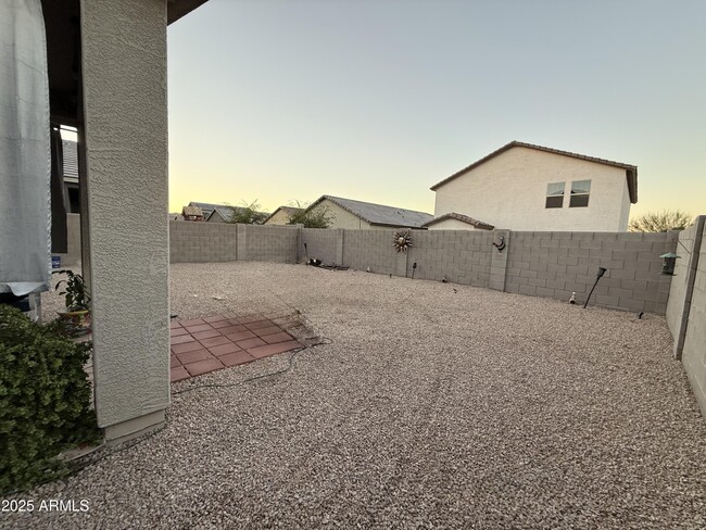 Building Photo - 6014 E Helios Dr