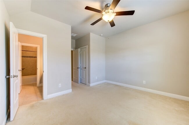 Building Photo - 20411 Fawn Rest Pl