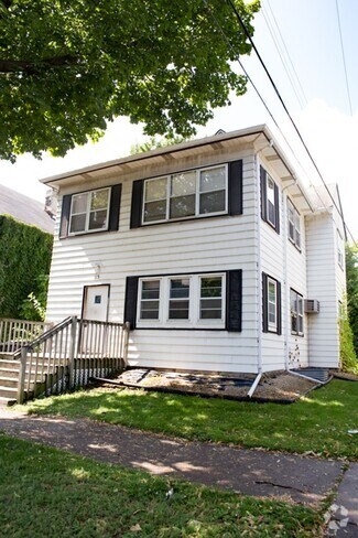 Building Photo - 513-8TH