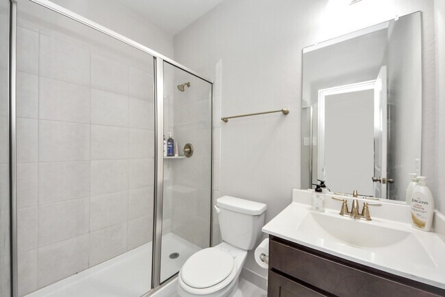 Building Photo - 24003 Cannon Anello Ct