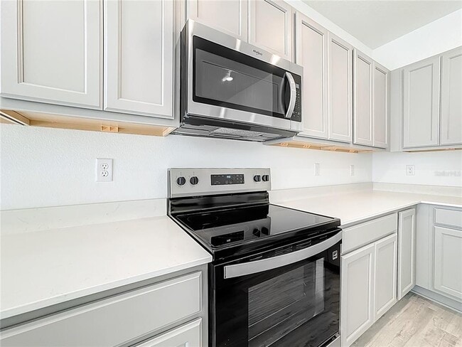 Building Photo - 2645 Olympic Ct