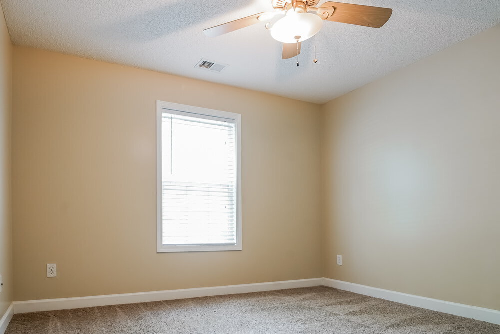 Building Photo - 5191 Memorial Ln SW