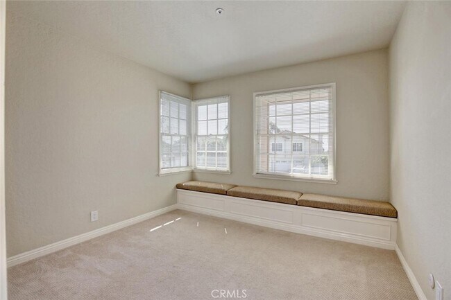 Building Photo - 2936 Calle Frontera