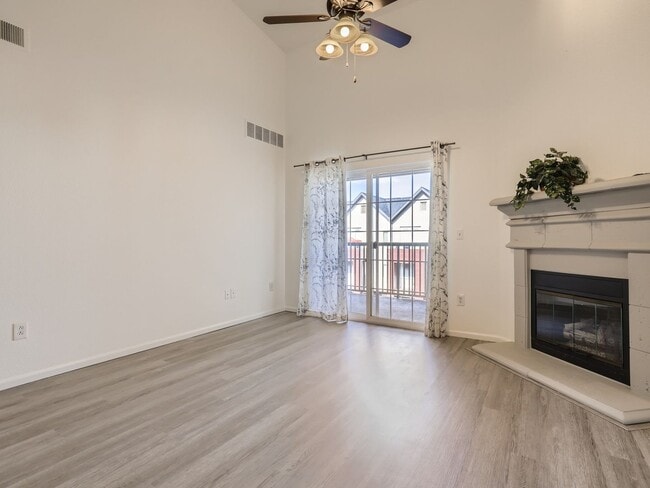 Building Photo - 3872 S Dallas St
