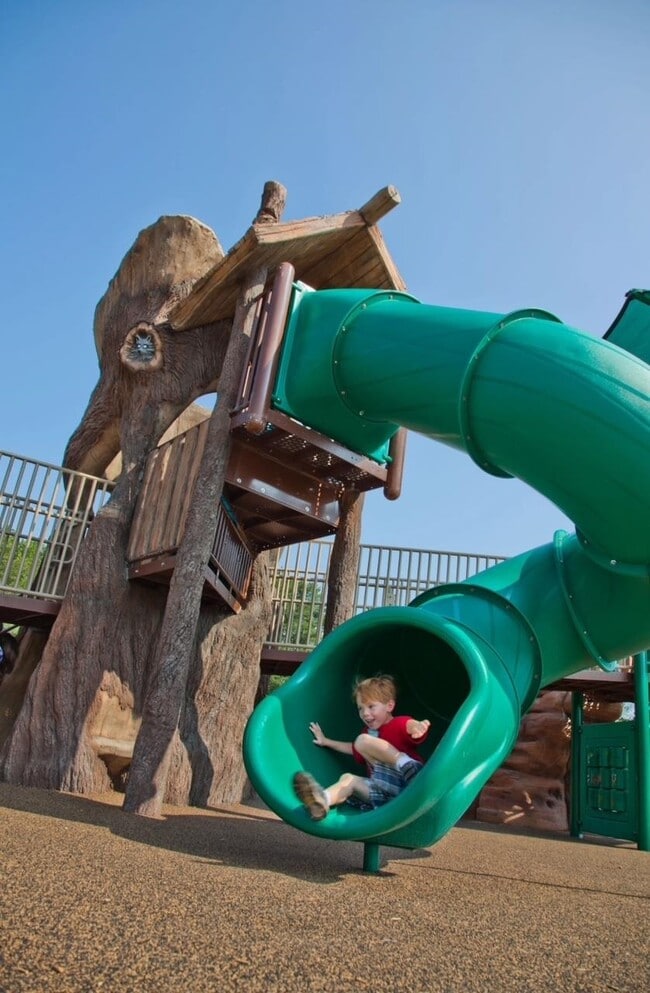 Building Photo - 7535 Parker Cir