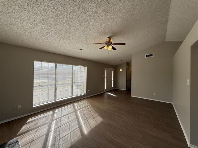 Building Photo - 1517 Huntington Dr