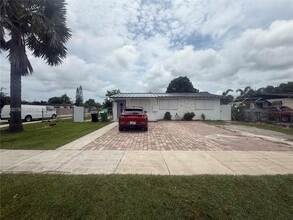 Building Photo - 28501 SW 147th Ct