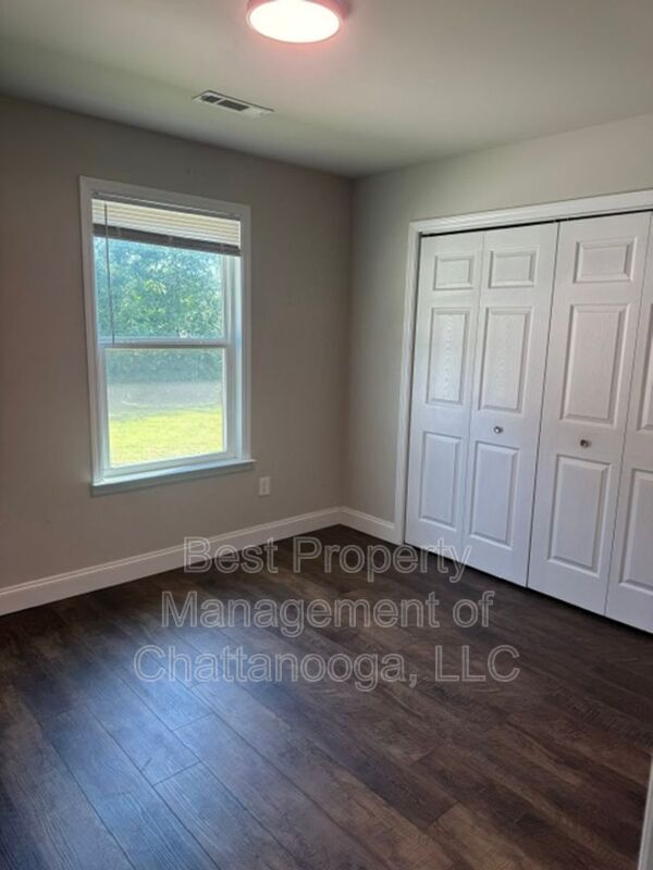 Building Photo - 385 Virginia St