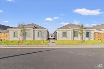 Building Photo - 1301 W Sucre Dr