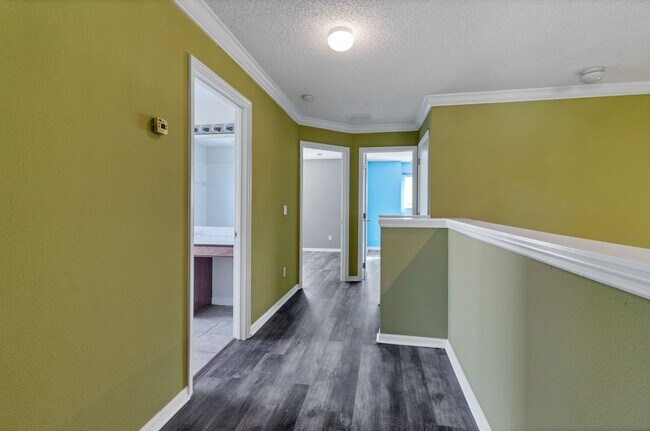 Building Photo - 5604 Florence Harbor Dr