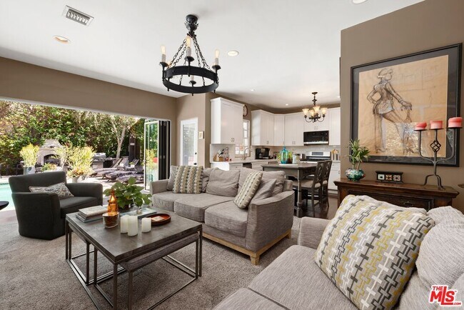 Building Photo - 6141 Warner Dr