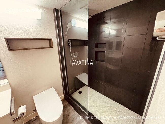 Building Photo - 801 South St