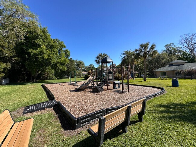 Building Photo - Ormond Lakes Opportunity