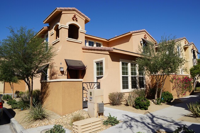 Building Photo - 52160 Desert Spoon Ct