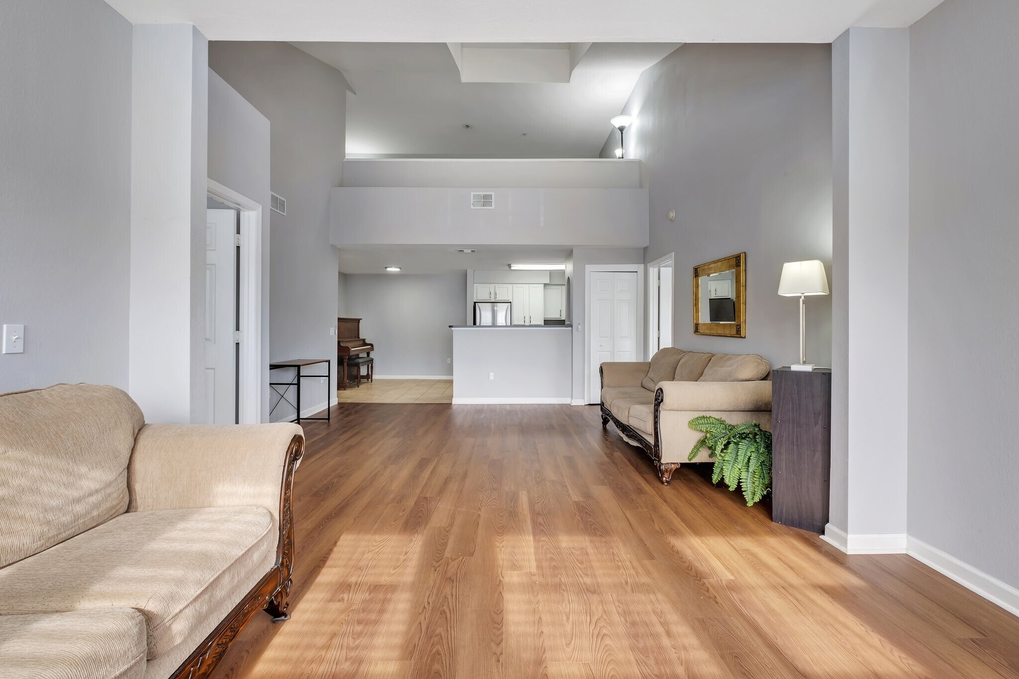 Building Photo - 2801 Chancellorsville Dr