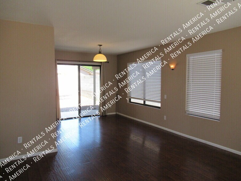 Building Photo - 3142 W Foothill Dr