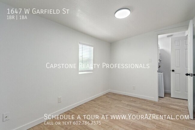 Building Photo - 1647 W Garfield St