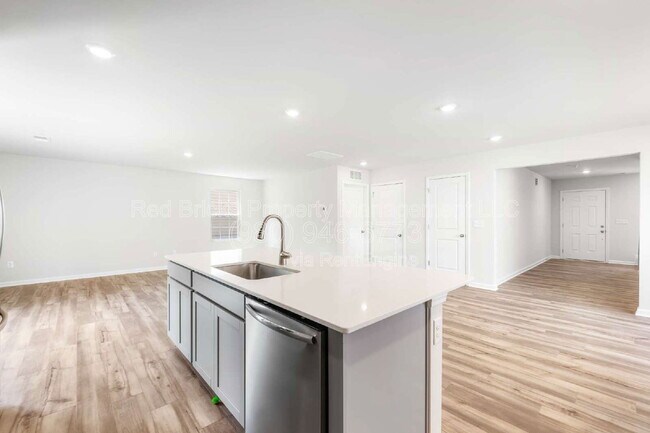 Building Photo - 10132 Chatham Run Ln