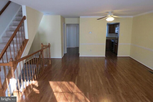 Building Photo - 2208 Wimbledon Cir