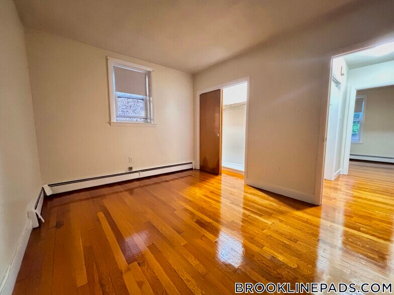 Building Photo - 312 Tappan St