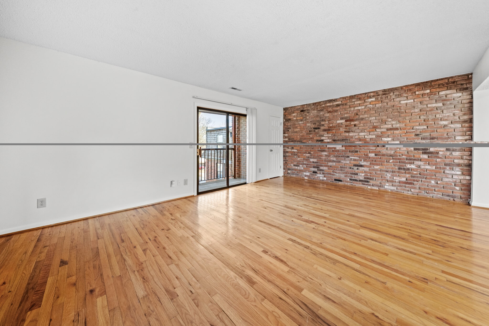 Building Photo - 4012 Oak St