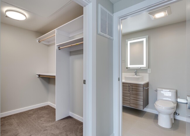 Building Photo - 476 Enterprise Blvd