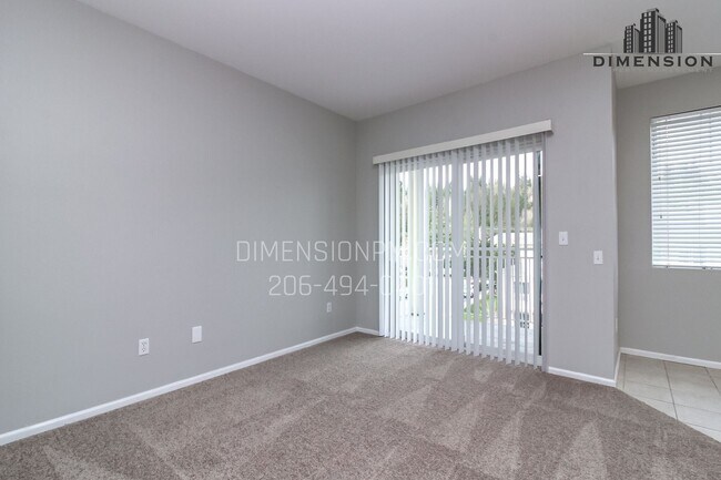 Building Photo - Beautifully Remodeled Studio in a Prime Lo...