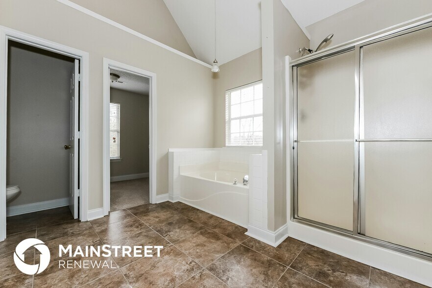Building Photo - 301 Lyman Ct