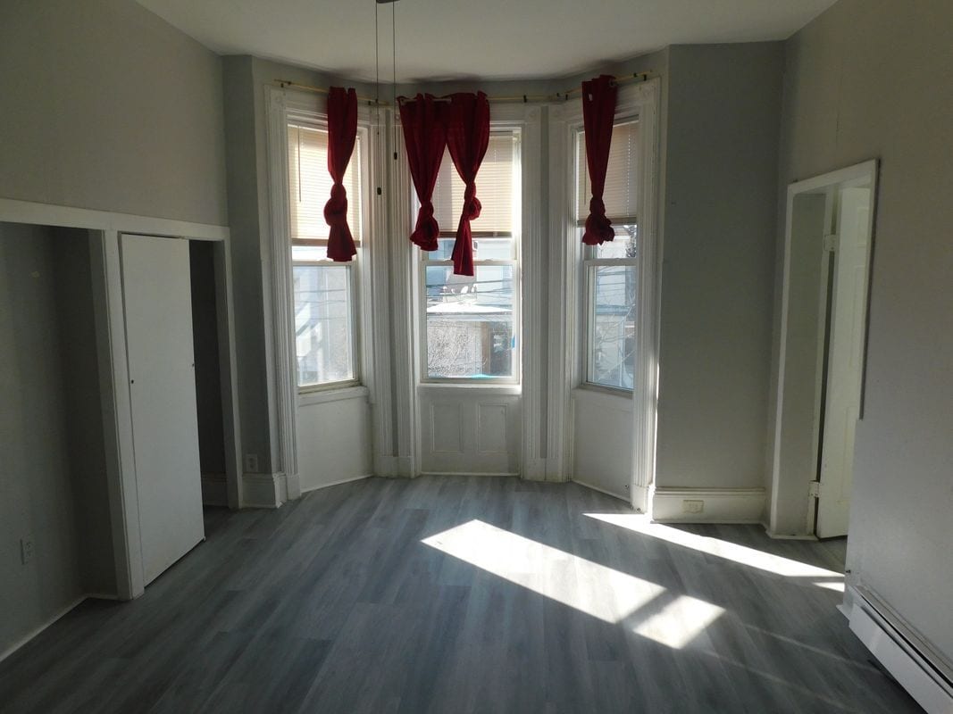 Building Photo - 330 New York Ave