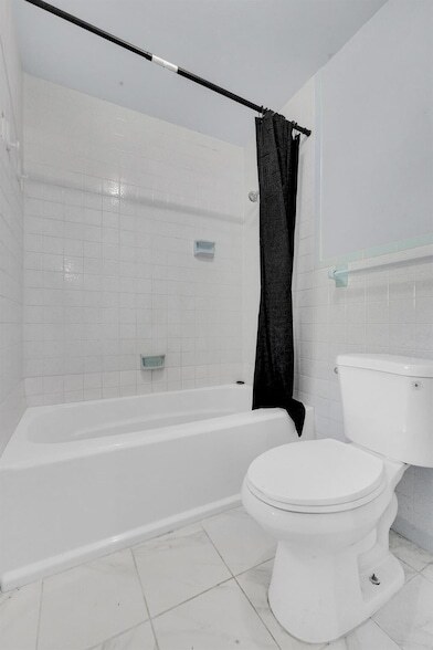 Building Photo - 4910 Ralls Rd