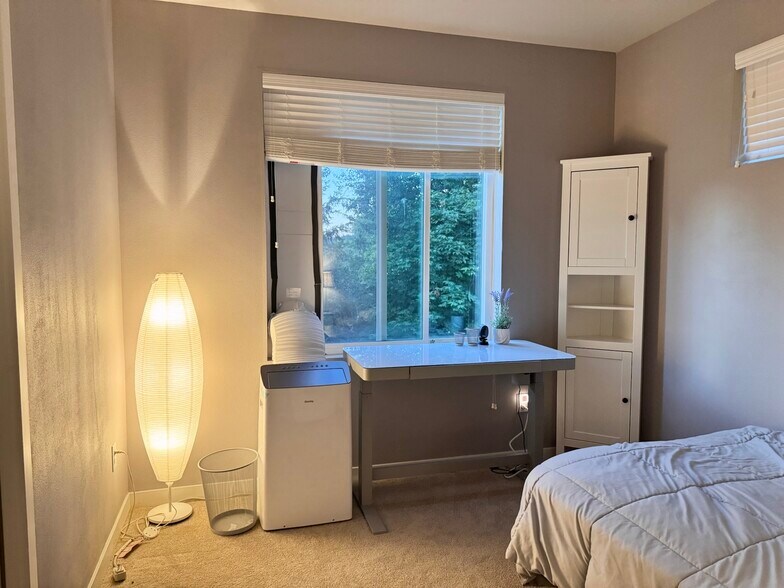 Bedroom 2 - 1590 139th Ln NE