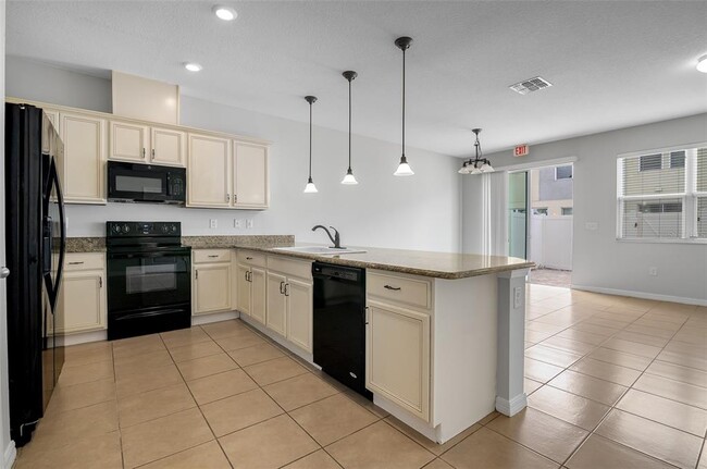 Building Photo - 5118 Adelaide Dr
