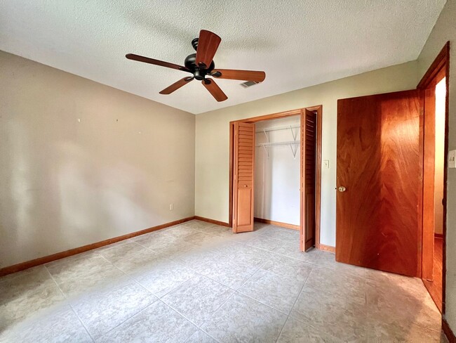 Building Photo - Fabulous house in Avondale on the East side of Tallahassee