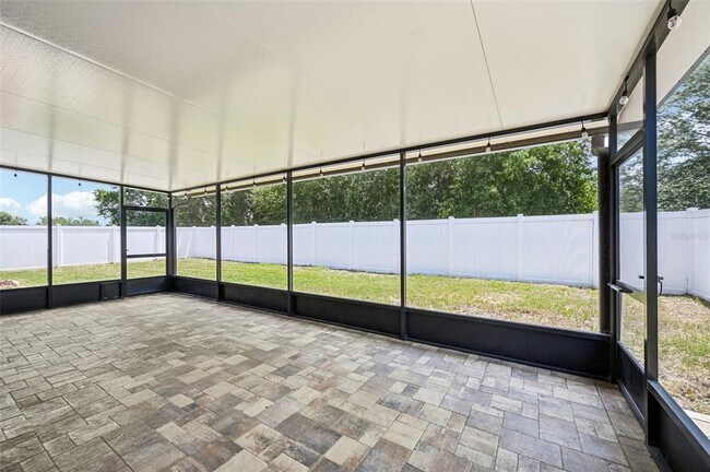 Building Photo - 12612 Avelar Creek Dr