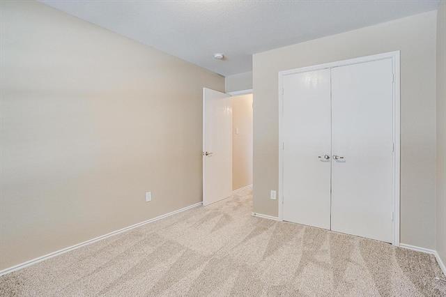 Building Photo - 1116 Boxwood Dr