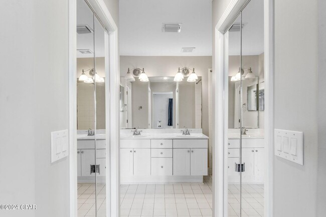 Building Photo - 3435 Cherry Ridge Rd