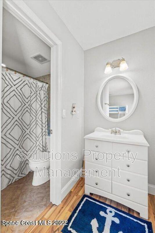 Building Photo - 69 Emerald Ct