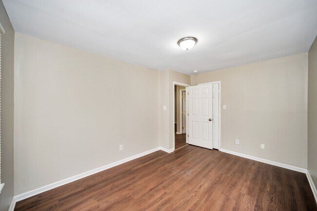 Building Photo - Incredible Value in Sylacauga – Appliances Included & Move-In Ready!