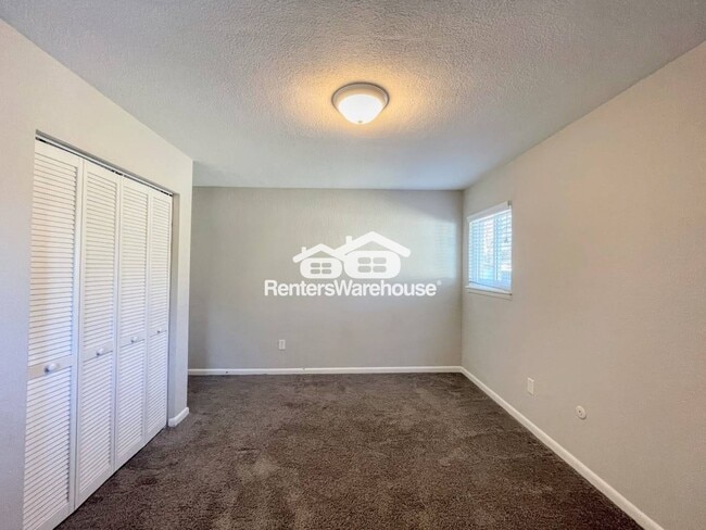 Building Photo - 712 Houdon Ln