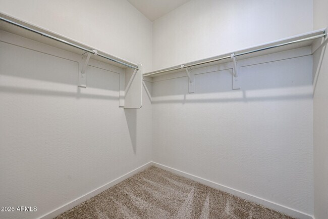 Building Photo - 14090 W Old Oak Ln