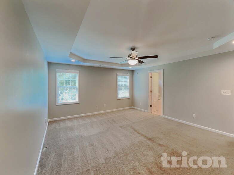 Building Photo - 81 W Lumber Ct