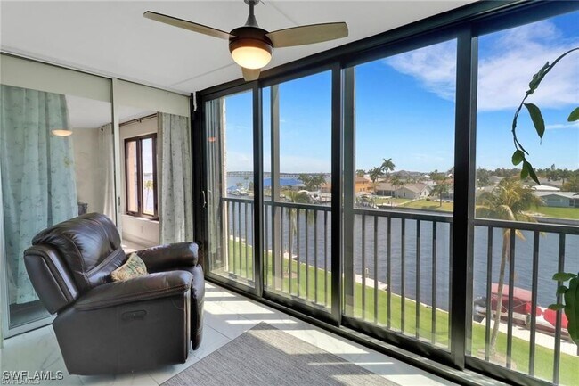 Building Photo - 4260 SE 20th Pl