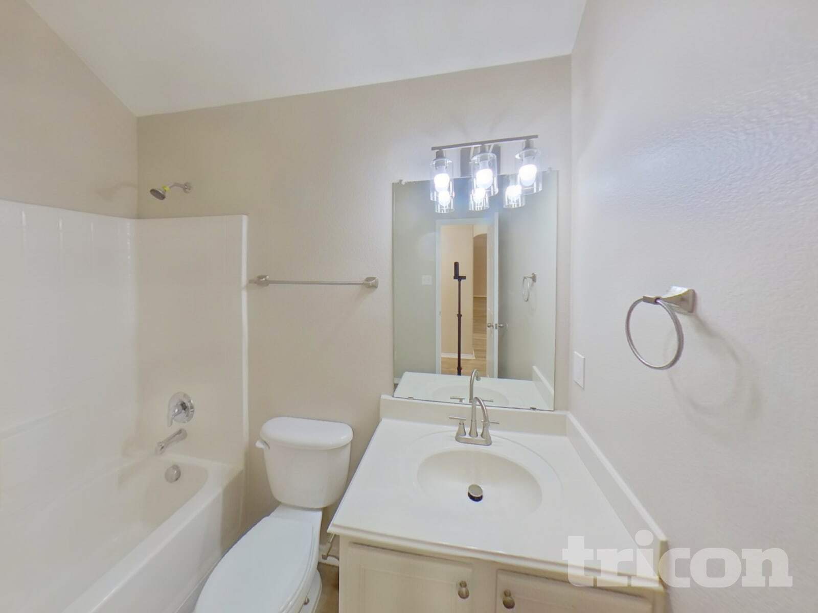 Building Photo - 111 Rockbrook Dr