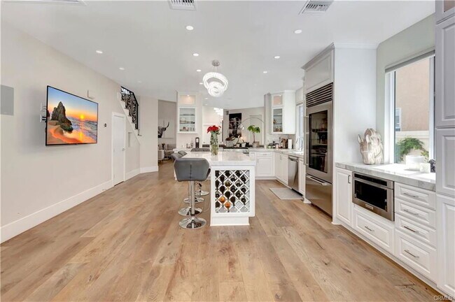 Building Photo - 23 Costa Del Sol