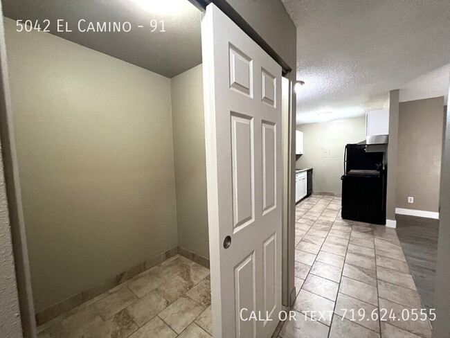 Building Photo - 5042 El Camino Dr