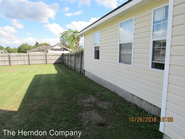 Building Photo - 3 br, 2 bath House - 3712 Kendall Court