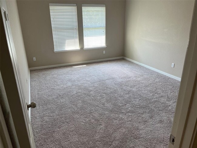 Building Photo - 2375 Garlic Creek Dr