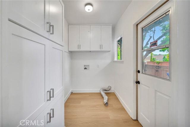 Building Photo - 546 S Beachwood Dr