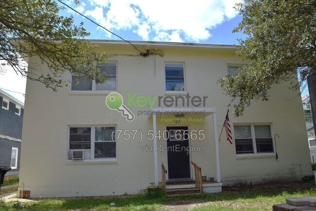 Building Photo - 925 Little Bay Ave