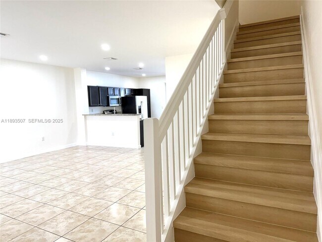 Building Photo - 9446 SW 170th Passage